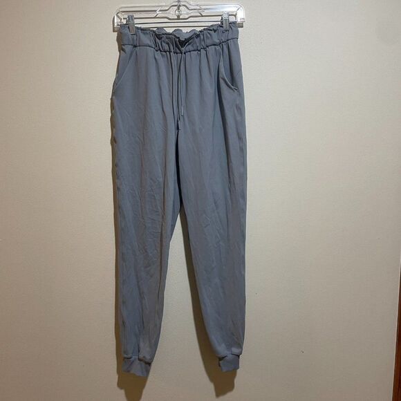 Lululemon Size 4 Keep Moving Joggers Rhino Grey - Picture 3 of 11